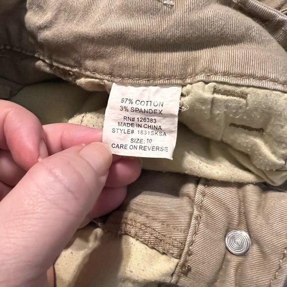 Ethyl Jeans Khaki Capris - Picture 5 of 6